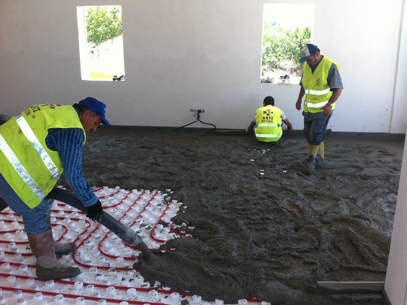 Beton zemin uygulaması